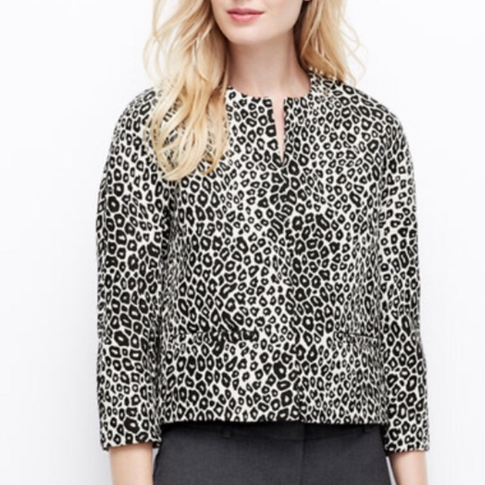 Ann Taylor Leopard Blazer. Size M. NWT.